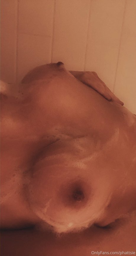 Phattsie pornographic model images