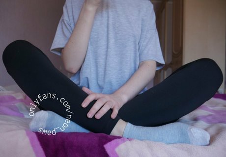 neon paws pornstar top picture