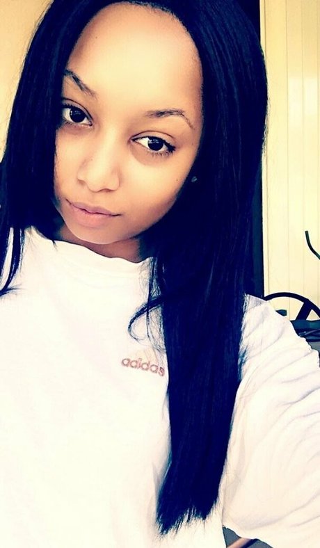 giabentley sex actress photos