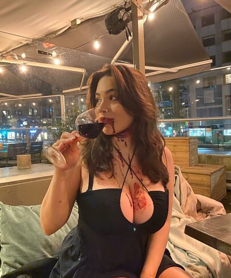 Sara B exclusive star img