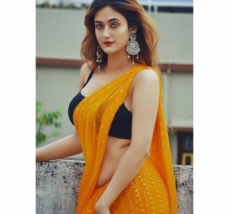 Nidhi Maheshwari pornstar sexy photo