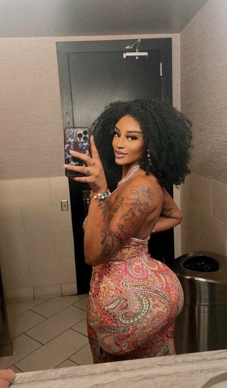 nigerianamazon best model pictures