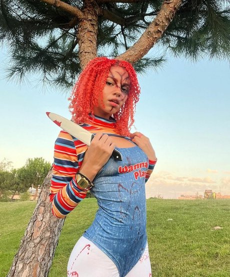 Larissa Kimberlly model top img