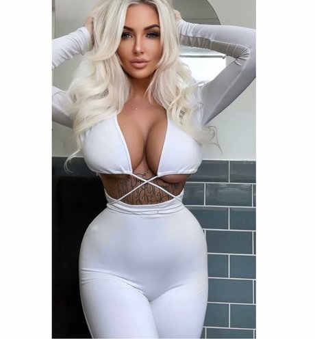 Debbie Clarkson model pornographic photos