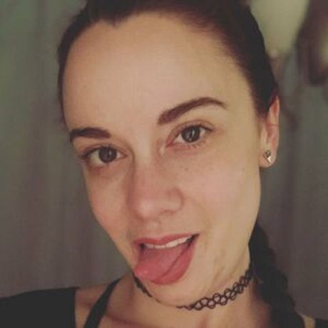 slut4sativa nudes model picture