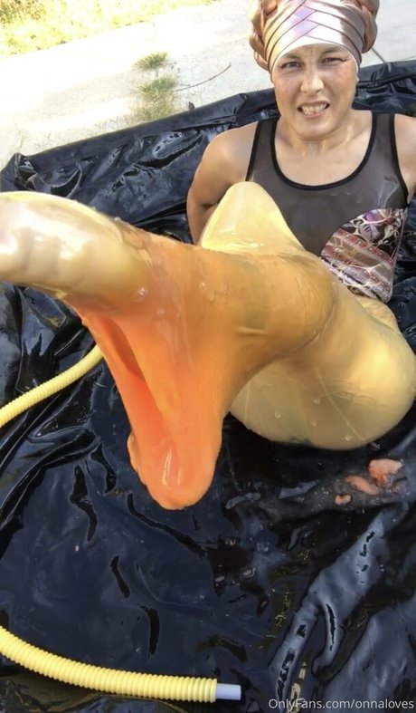 onnaloves free actress img