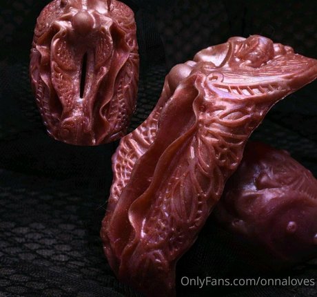 onnaloves model sex images