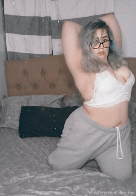 avalei free model high quality pictures