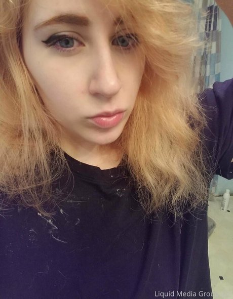 avalei free star naked img