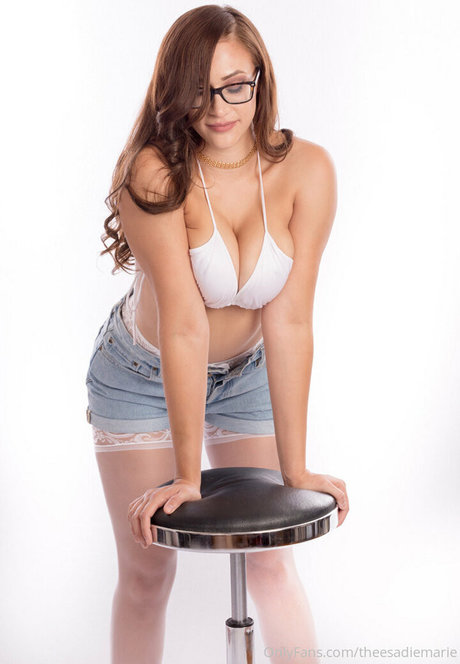 realriverbanks pornstar art picture