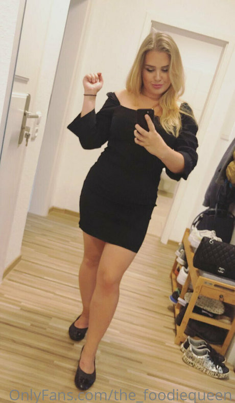 the foodiequeen model hd picture