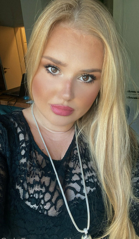 the foodiequeen exclusive pornstar picture