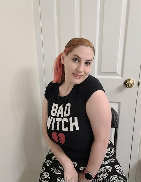 miztressnyk porn model photos