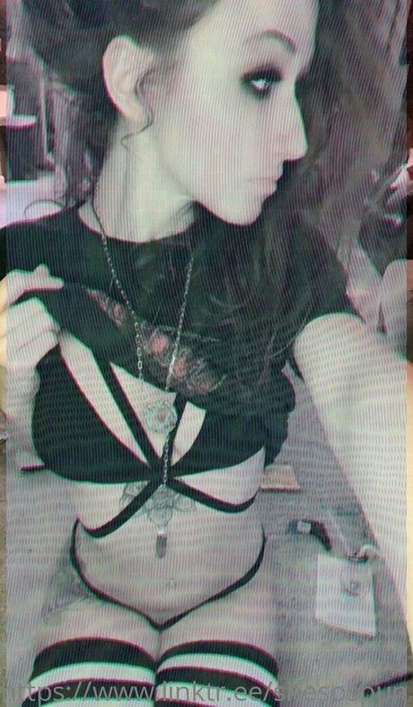 spunbunny model pornographic picture