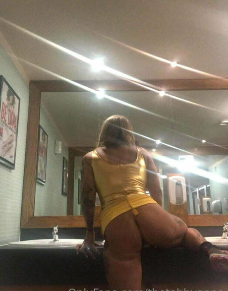 thetabbyanne exclusive star images