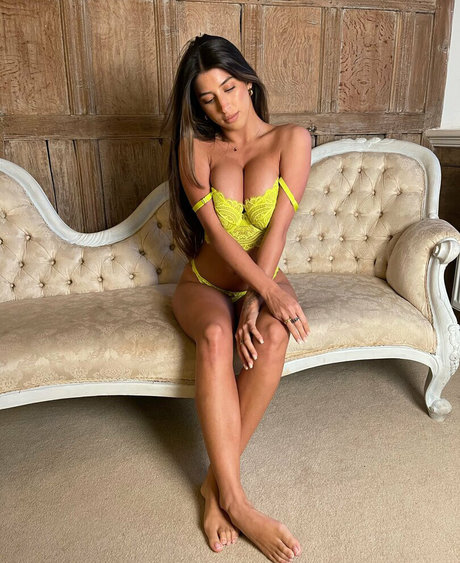 Alexa Campbell beautiful model photo