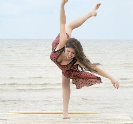 Emily H Barry actress photos