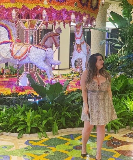 Sapir Sol pornstar sex photos