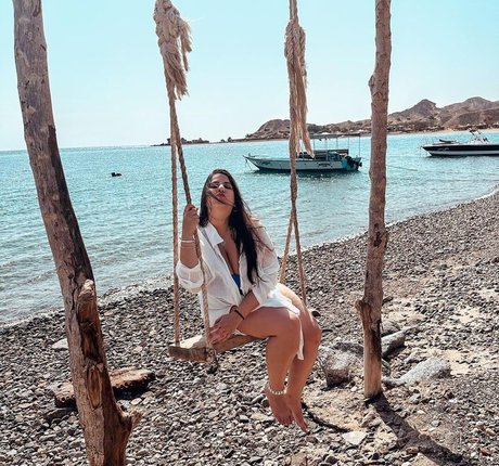 Sapir Sol model sexy pics