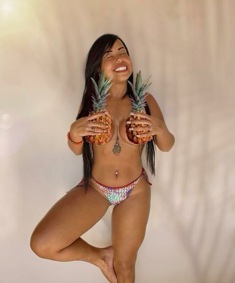 Tatiane Keelly pretty pornstar pic