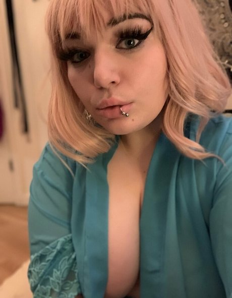 lexxiblakkfree art actress photos