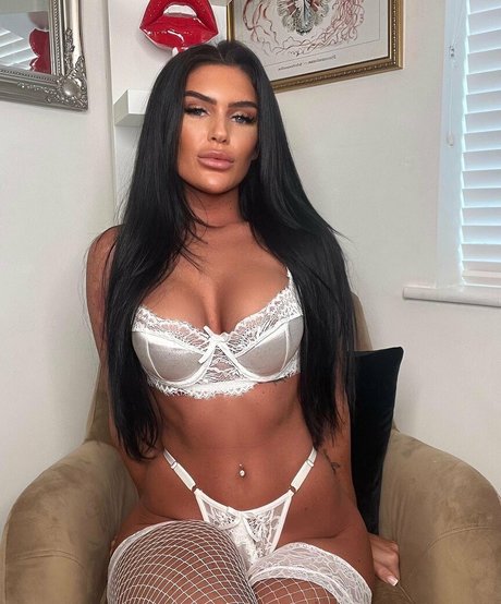 chalieparkes star top picture