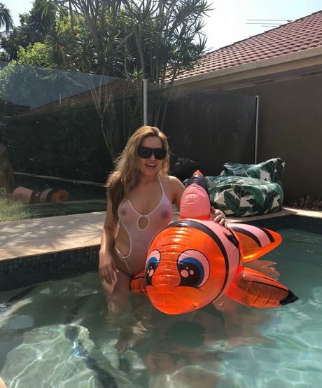 Viktoria Cortes pornstar free image