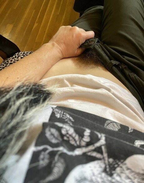 StregaHannah model pretty pictures