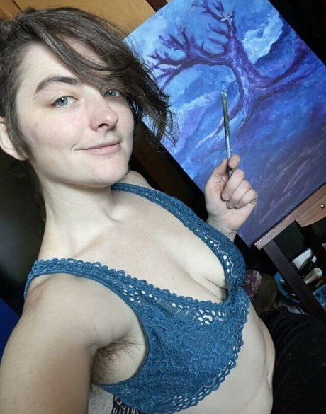 StregaHannah Profile pic