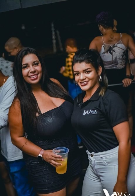 bi anchi00 pornstar erotic photo