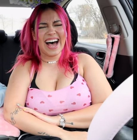 Larissa Cambusano star picture