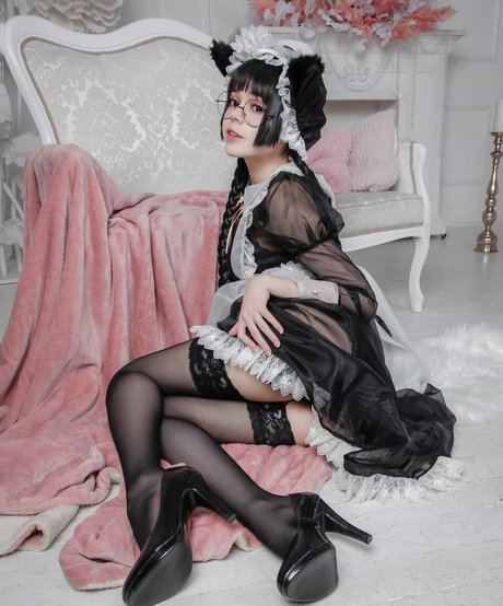 black way exclusive model pictures