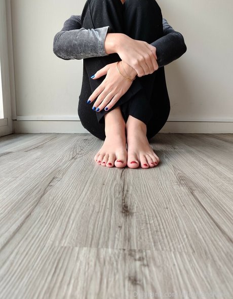 alicefrenchfeet pornstar nice pics