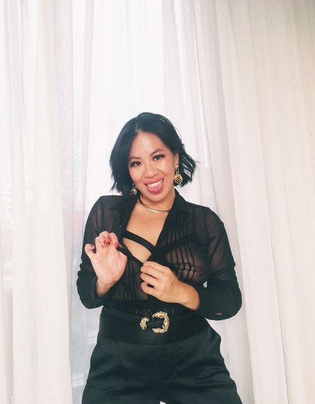 Josie Qu pornstar pics