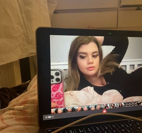 Molly Georgia Leach sexy pornstar photo