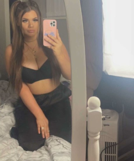 Molly Georgia Leach pornstar nudes image