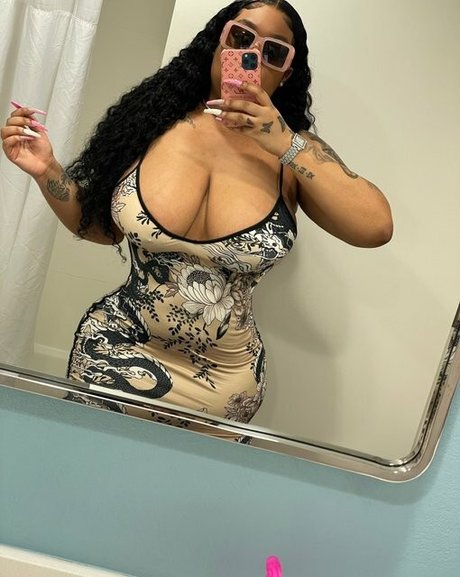 kinkykior sex model pics