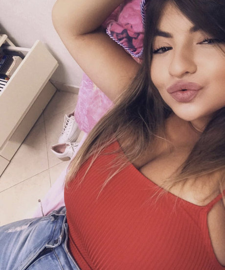 May Tehila Zafrani model pretty pics