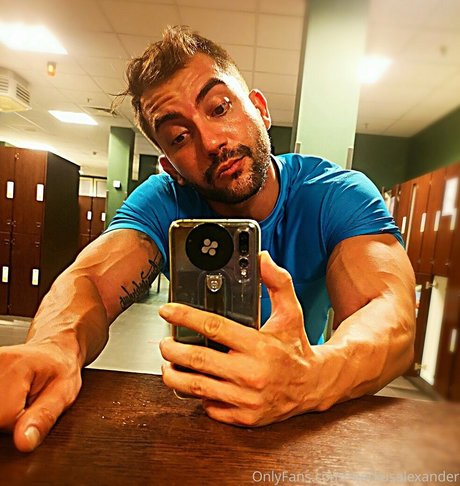 markusalexander nude model image