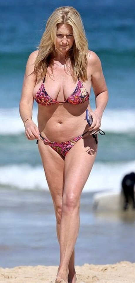 Penny Lancaster erotic actress pictures