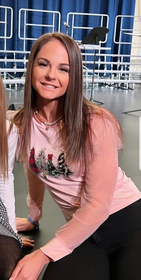 peacheskayla hot actress galleries