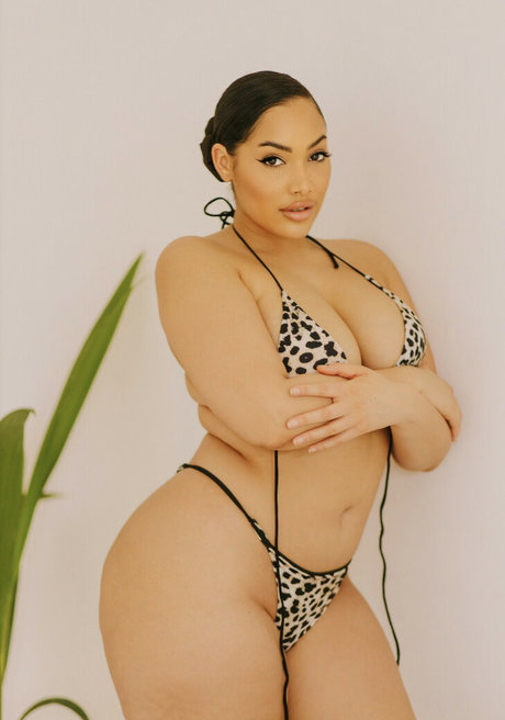 parisxhk nude model galleries