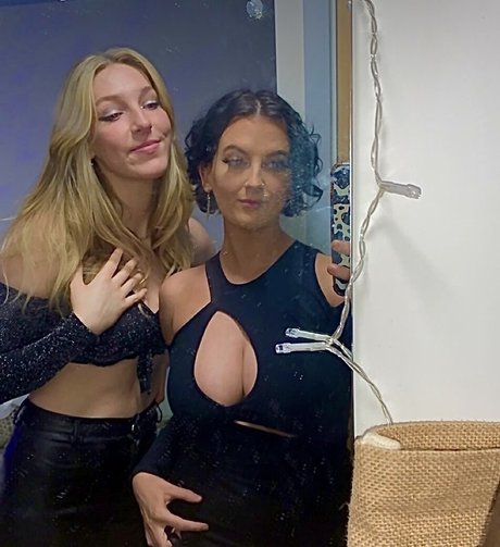 Alice S hot star pics