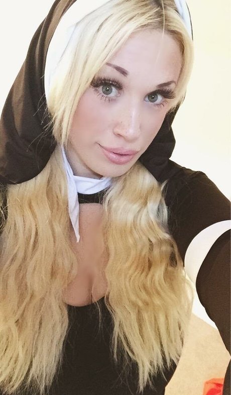 Lily Madison nice model pictures