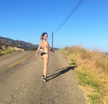 Alyson Stoner nudes star pictures