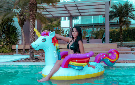 mistypremium pornstar naked pictures