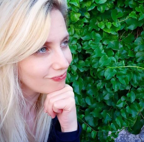 redhead skinny onlyfans sexy nudes pics