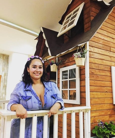 Erica Blaalz art model gallery