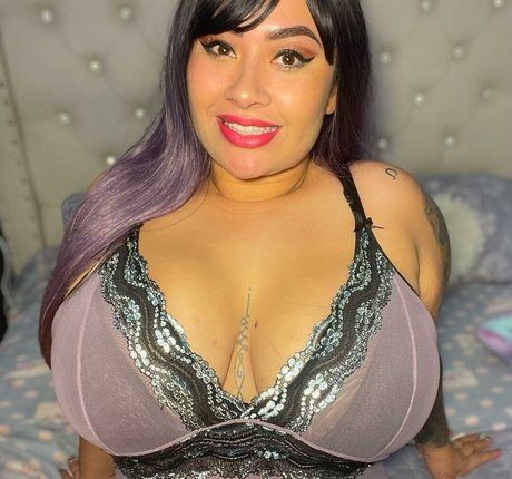 Erica Blaalz hot model photos