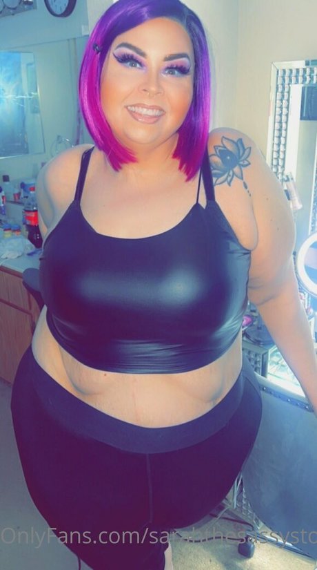 verysassystoner model pornographic photos